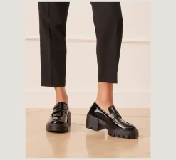 Stuart Weitzman The SW Extended Sizes Collection|Flats & Loafers-CHANGE LOCATION Patent leather/Black