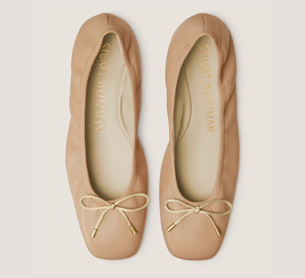 Stuart Weitzman The Work Essentials Edit|The Best Sellers Edit-CHANGE LOCATION Lacquered Nappa Leather/Adobe Beige